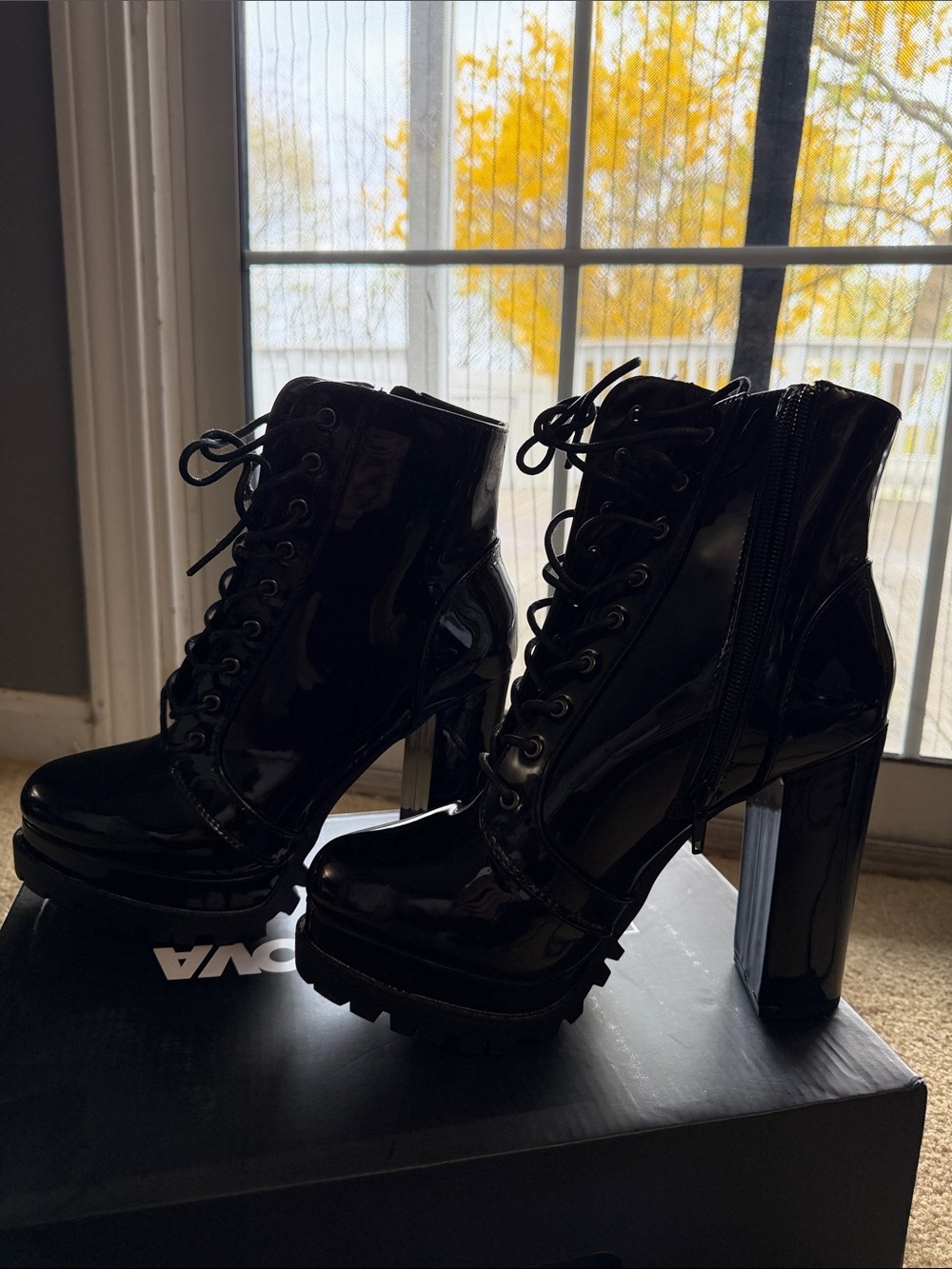Fashion Nova Women's Black Patent Lace-Up Platform Block Heel Ankle Boots